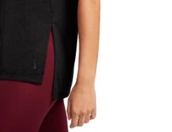 Nike - Yoga Short Sleeve Top - Loose Tee -Shirts Aktivkleider Geschaft nike cj9326 010 1c